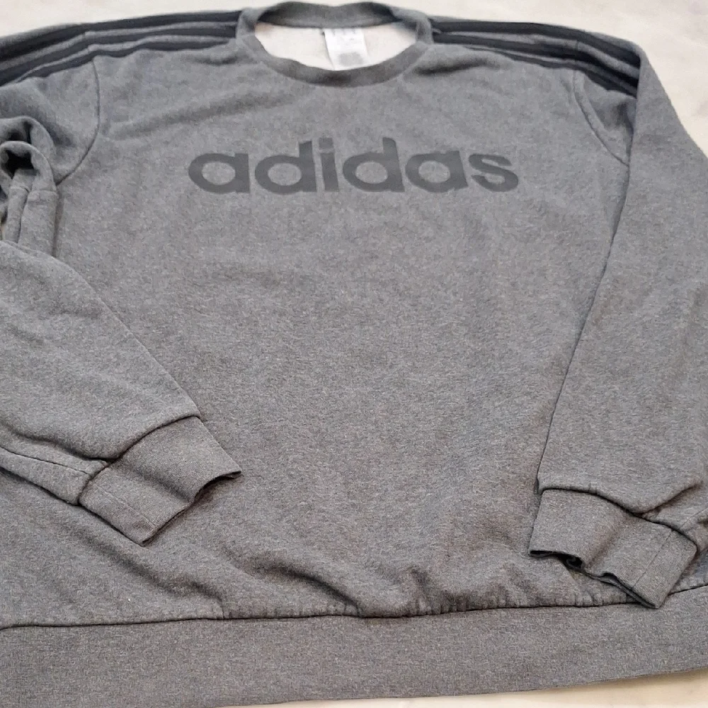 Adidas Men's Dark Gray‎ Striped Pullover Sweatshirt XL Crewneck Comfy